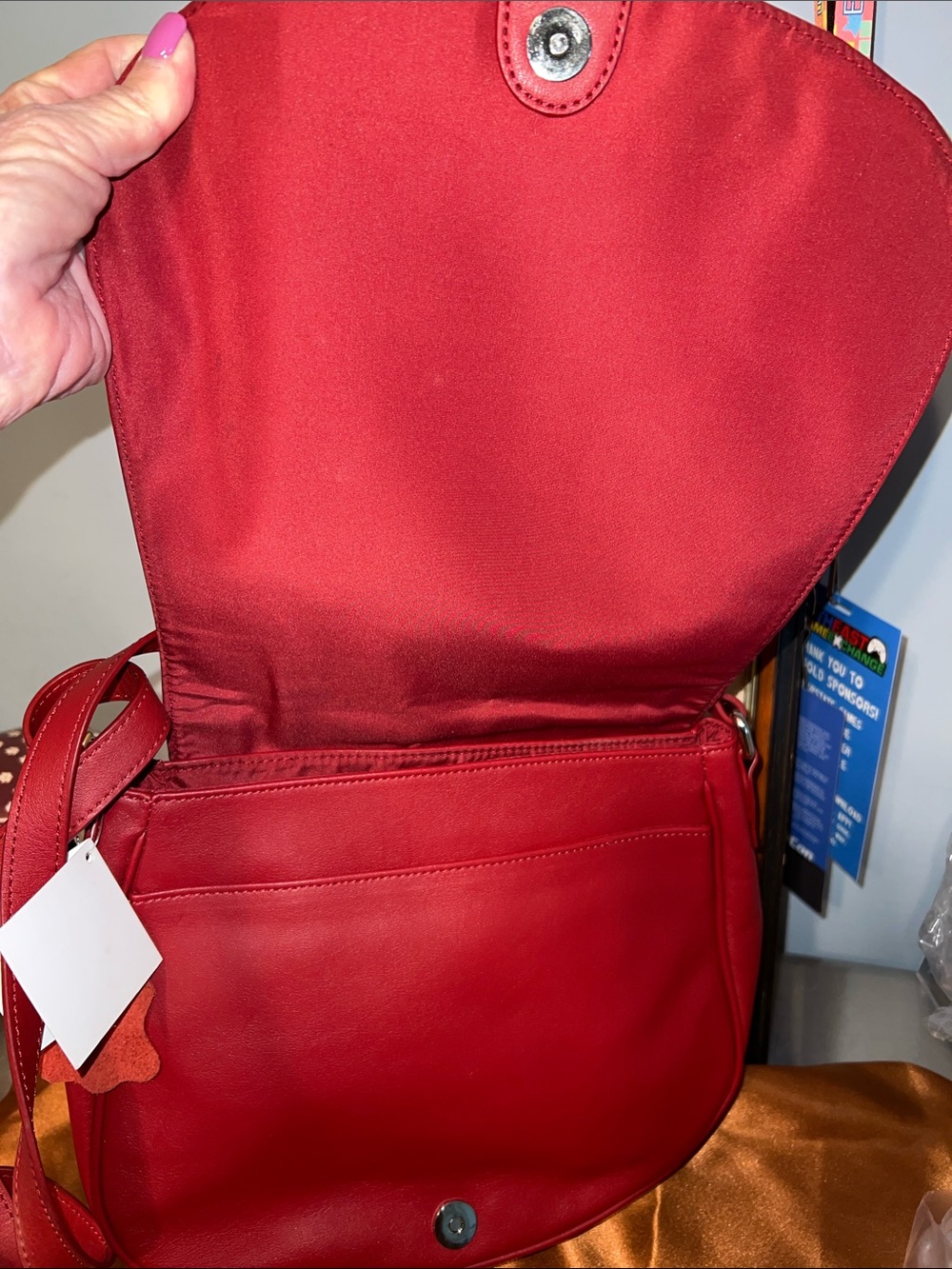 Giani Bernini Vibrant Red Crossbody Shoulder Bag - Picture 8 of 11